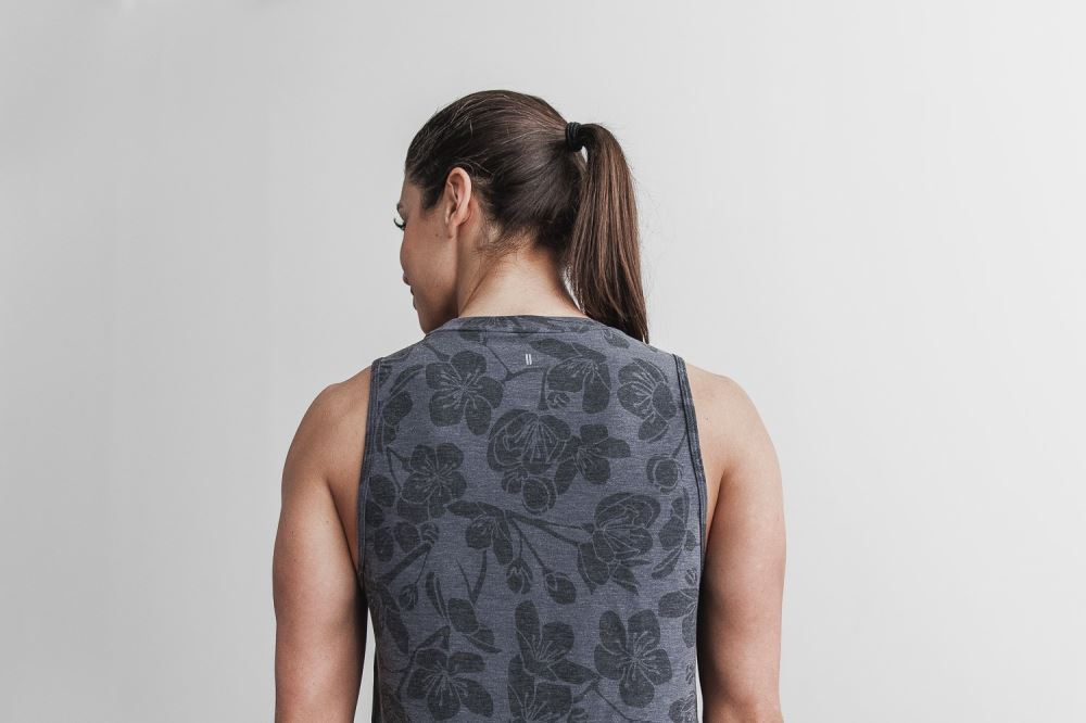 WOMEN\'S MUSCLE TANK (CHERRY BLOSSOM) - CHARCOAL CHERRY BLOSSOM