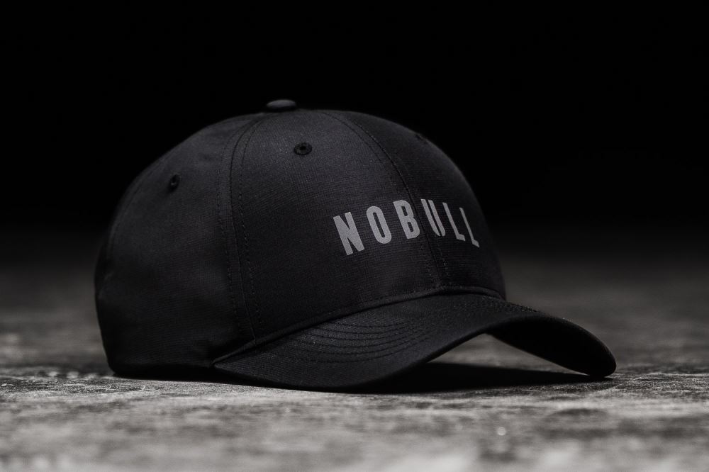 NOBULL PERFORMANCE HAT - BLACK