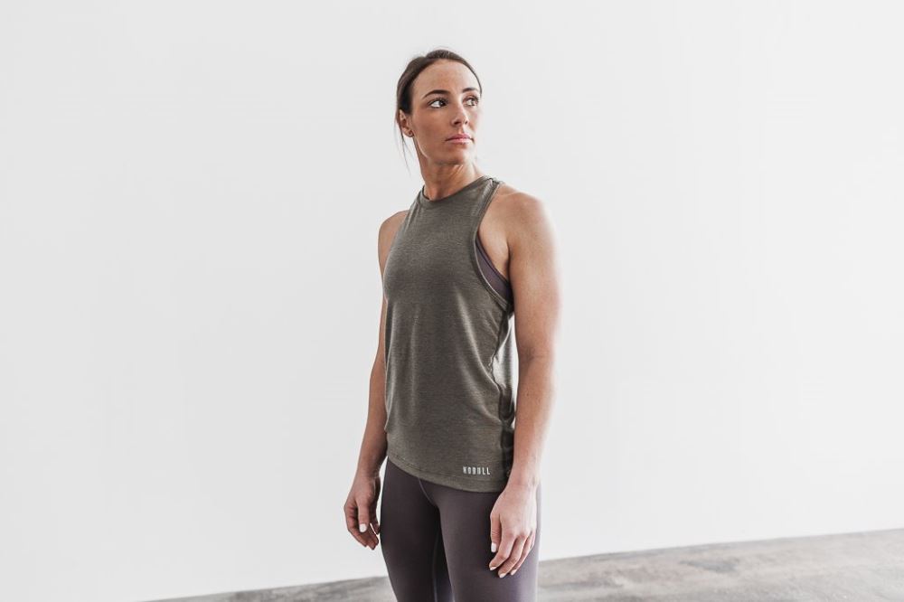 WOMEN'S HIGH-NECK TANK (CLASSIC COLORS) - ARMY GREEN