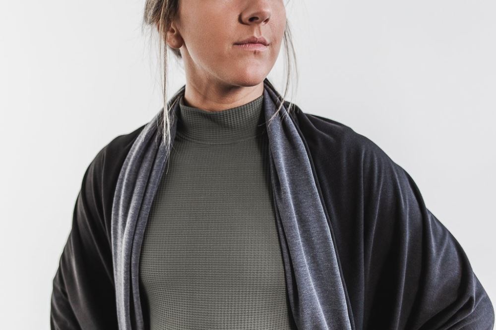 TWO-TONE INFINITY SCARF - BLACK & CHARCOAL