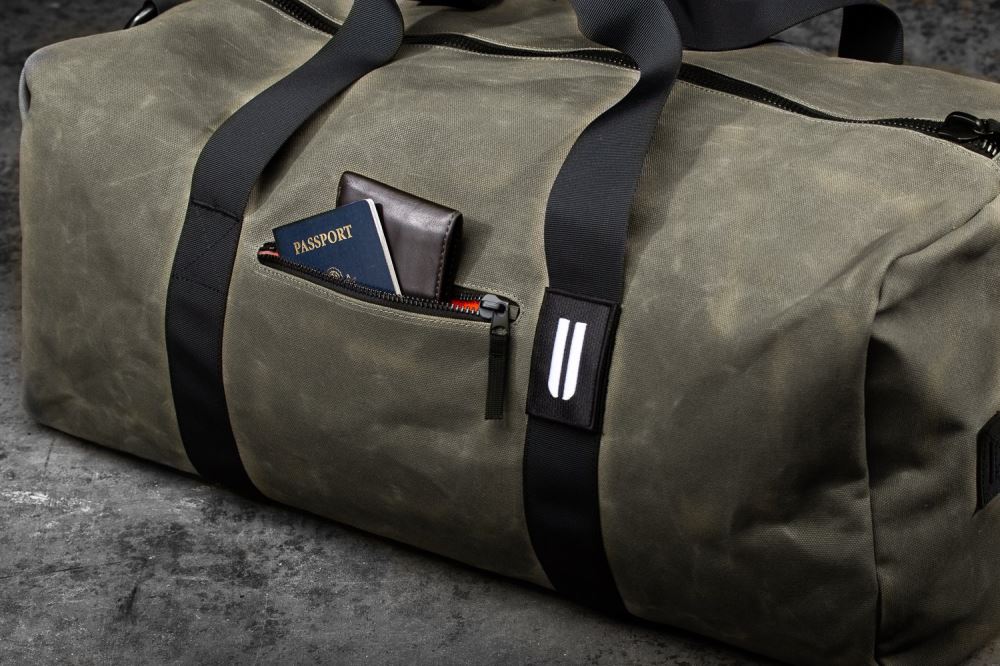 XL WAXED CANVAS TRADITIONAL DUFFLE - ARMY